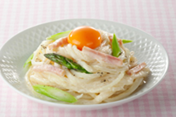 受かるボナーラうどん