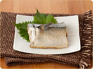 サバの緑茶薫製