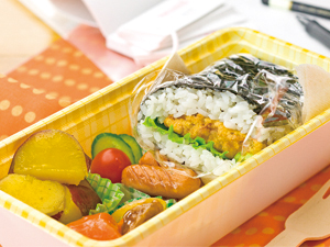 おにぎらず！マグロのライスカツサンドおにぎり