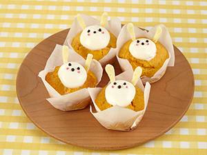 うさぎのキャロットカップケーキ