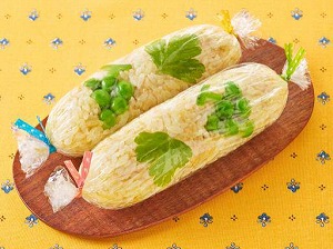 ツナマヨカレーのぶどうスティックおにぎり