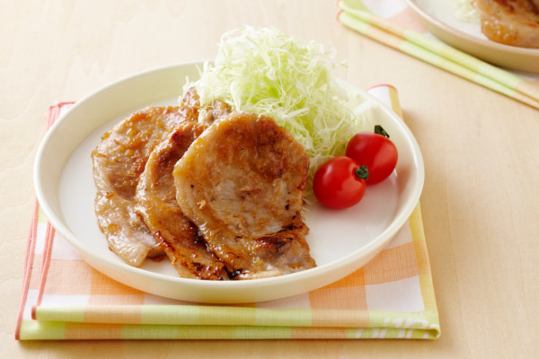 油を使わずに作れる！ヘルシーな「豚肉しょうが焼き」