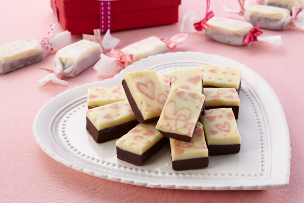 簡単カワイイ！子供もお手伝いできる「キューブチョコ」