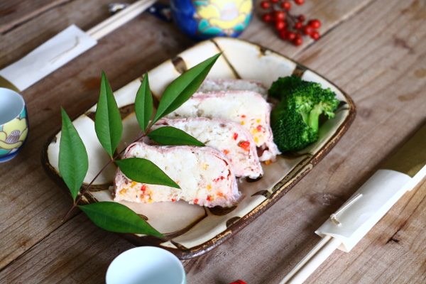 おしゃれで美味しい「白身魚と生ハムのテリーヌ」