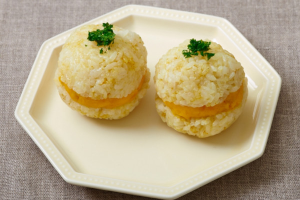ホクホクかぼちゃのマカロンおにぎり