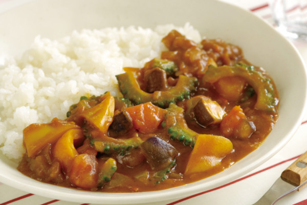 ヘルシーかつ栄養満点！「ヘルシーカレー」