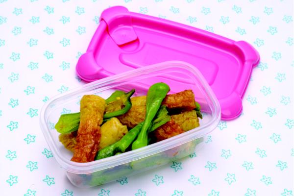カレー粉ひとふりで新たな味☆「ちくわとししとうのカレー炒め風」