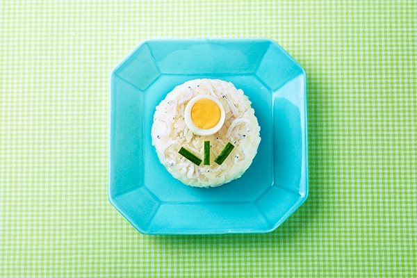 しらすチーズのタンポポおにぎり