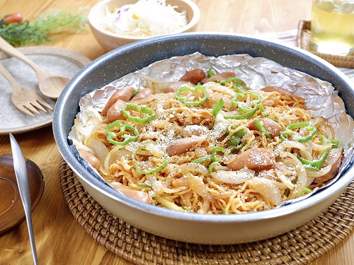 焼きそば麺でワンパン調理！『焼きナポリタン』