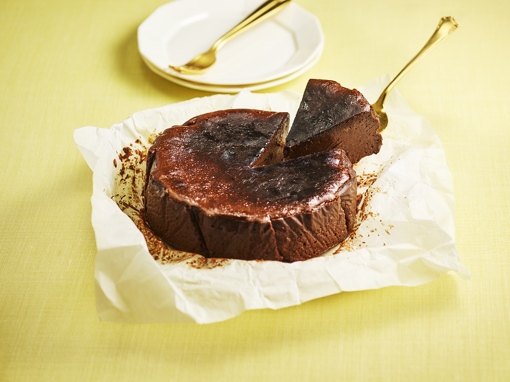 濃厚 バスク風チョコチーズケーキ