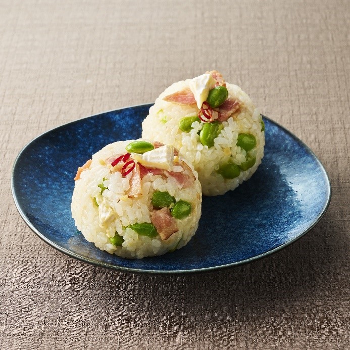 ガリバタしょうゆの枝豆おにぎり